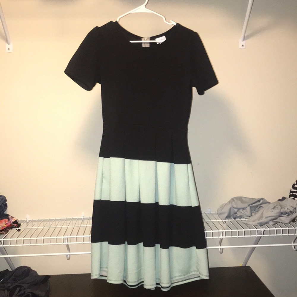 Lularoe Amelia